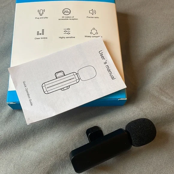 POSHMARK #POSHLIVE SHOW HOST CLIP ON MICROPHONE FOR IPHONE OR IPAD ARRIVES NEW